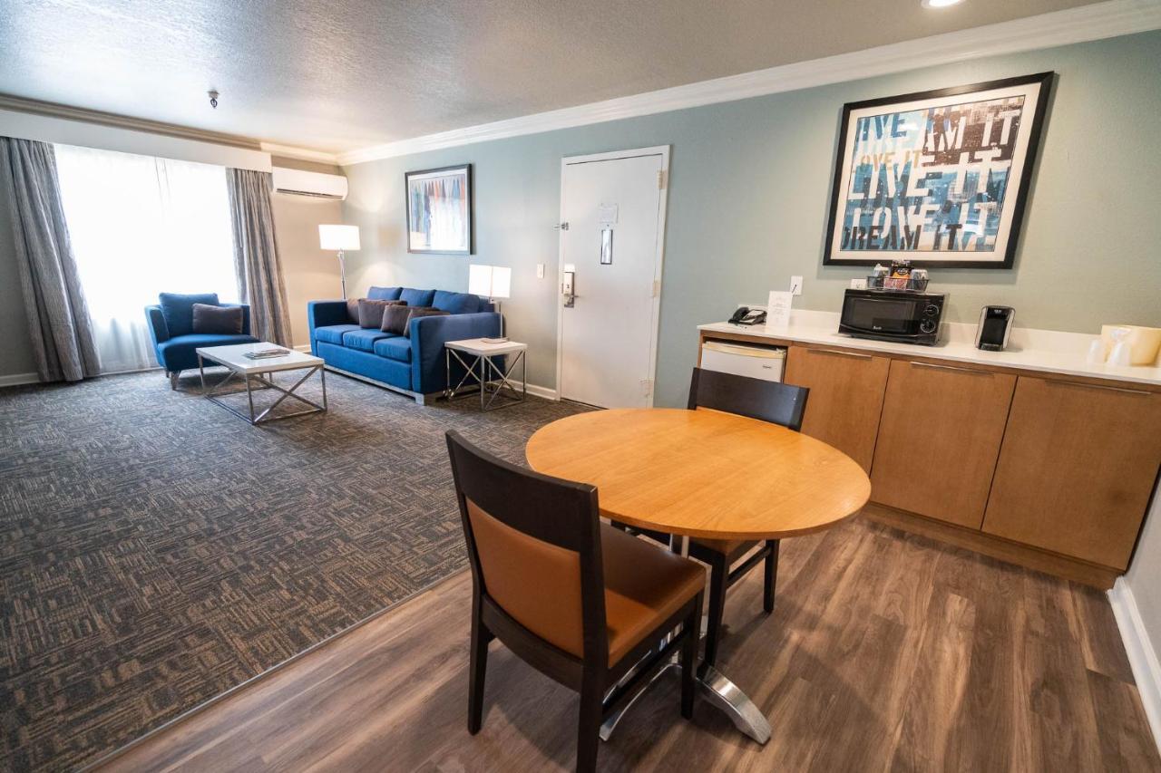 Alexis Park All Suite Resort Лас Вегас Екстериор снимка
