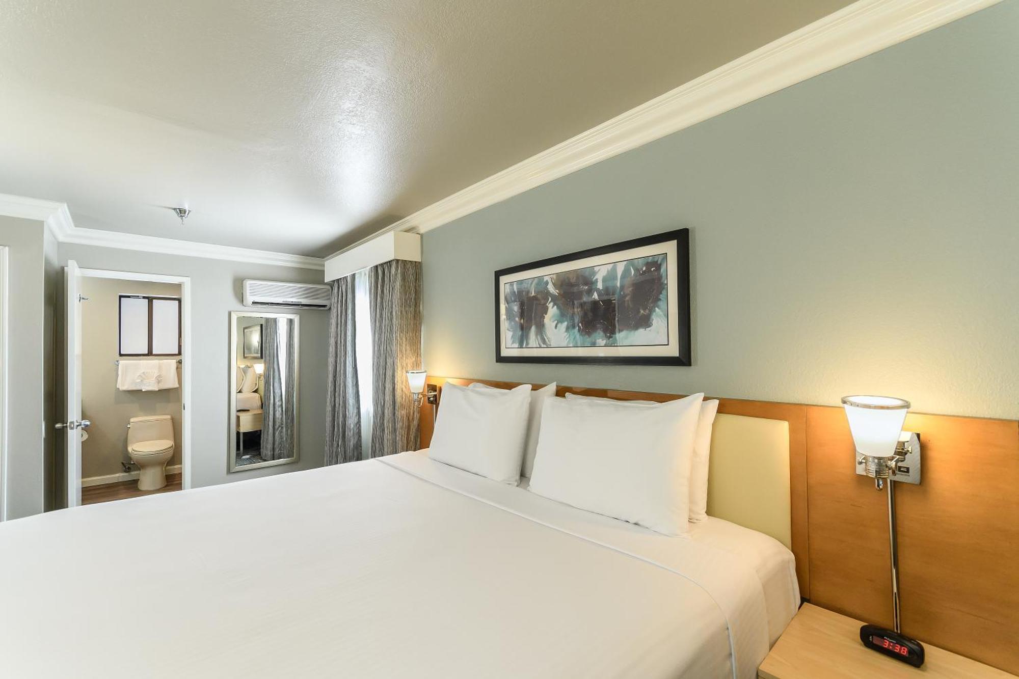 Alexis Park All Suite Resort Лас Вегас Екстериор снимка